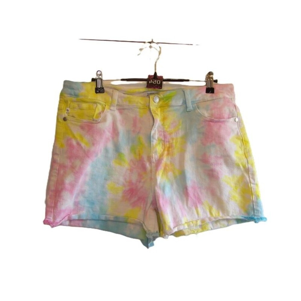 Judy blues, tie dye shorts XL